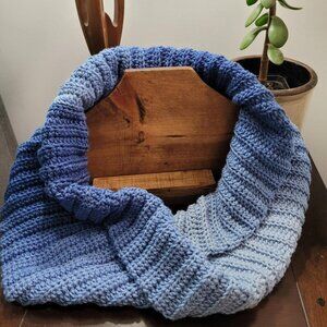 Hand Made OOAK  Crochet Boho Mobius Cowl Scarf Neck Warmer,Shoulder Wrap  NO Fus